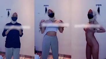 Bokep Hijab Anythingthena Aksi Polos Tanpa Busana